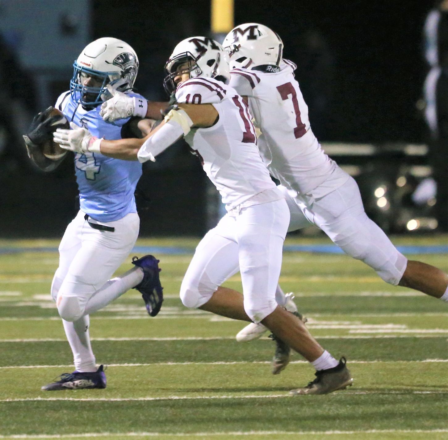 110521-qc-spt-moline fball23.jpg